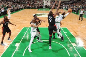 中欧登录入口 -波士顿凯尔特人内部会议纪要流出：加时末段篮板制胜，法国杯使命明确，轮换策略成焦点的简单介绍